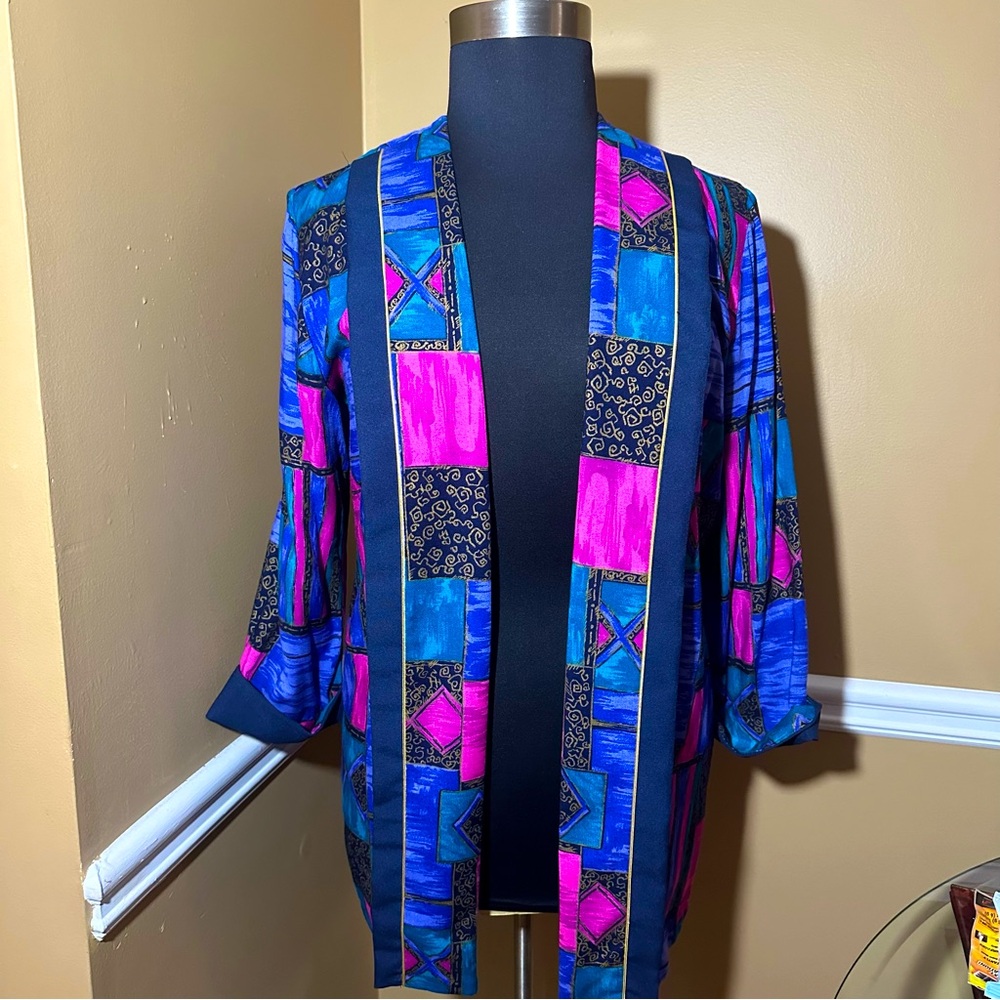 Meryl Fashions Ltd. Light weight vintage blazer